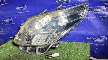 Автозапчасти: Передняя левая фара Toyota 2011 г., Б/у, Оригинал, Япония — 3