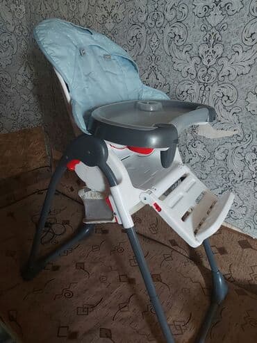 Детский столик для кормления в отличном состоянии