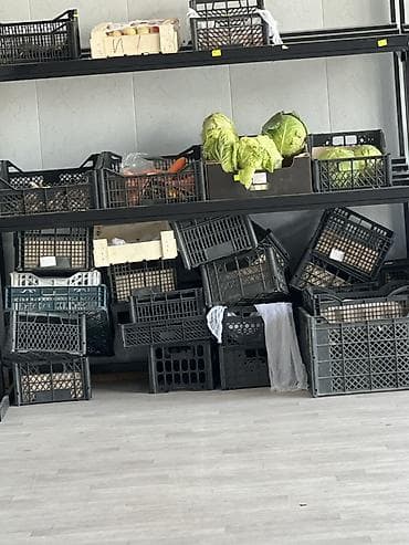 Яшиктер сатылат В наличии на стеллажах: - капуста кочанная -