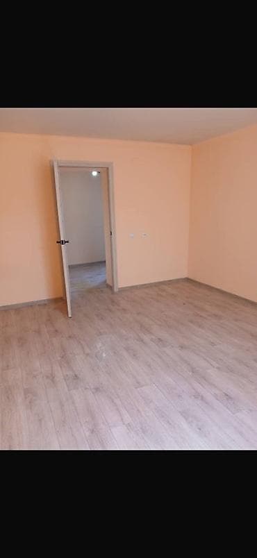 Бөлмөлөр: Студия с отдельным входом. Планировка и отделка: - Комната правильной — 5