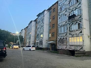 сдаю швейный цех с оборудованием: 4 комнаты, 90 м², 105 серия, 4 этаж — 8