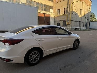 сделаю: Hyundai Elantra: 2019 г., 1.6 л, Газ, Седан — 5