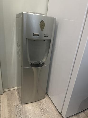 Бытовые фритюрницы: Кулер для воды, Б/у, Самовывоз — 1