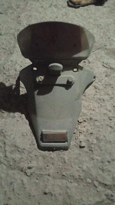 багажник для мотоцикла: Запчасти для скутера/мопеда (50–125 см³) В наличии разнородный — 1