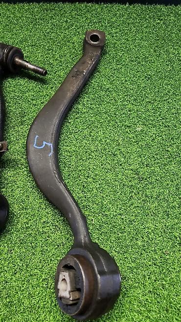 e60 m5: Рычаги перед е53 Год 2005 каждый В отличном состоянии, очень большой — 2