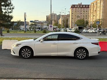 двигатель на гольф 2: Lexus ES: 2019 г., 2.5 л, Вариатор, Гибрид, Седан — 5