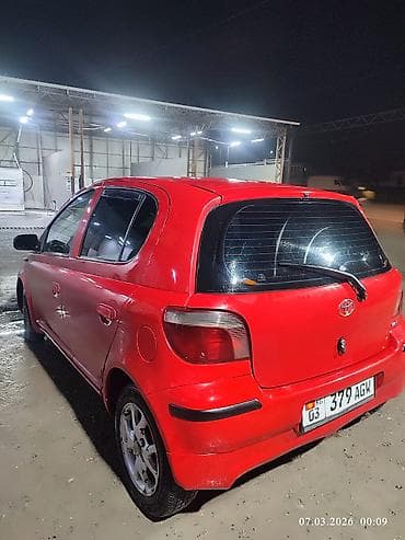 bmw e64: Toyota Yaris: 2001 г., 1.3 л, Автомат, Бензин, Хэтчбэк — 2