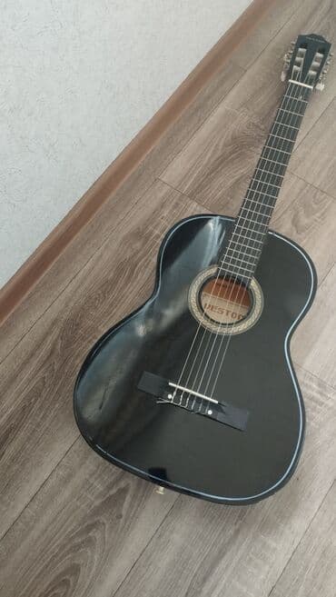 купить струны на классическую гитару: ГИТАРА 🎸,в ОТЛИЧНОМ состояниипочти новая так как ни разу не было — 1