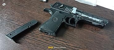 Игрушки: Игрушка Desert eagle, хорошая для ребенка за эту цену, металлический — 1