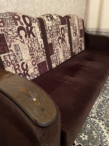 детский письменный стол для двоих: Раскладной диван, Б/у — 4