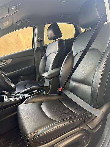 audi q6: Kia K3: 2020 г., 1.6 л, Вариатор, Бензин, Седан — 3