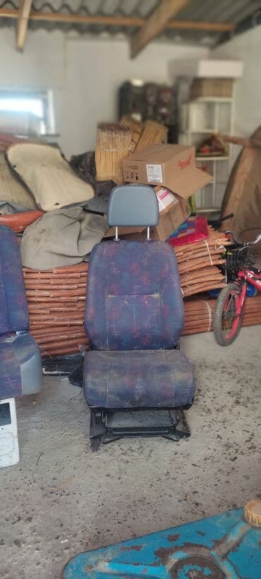 старые диваны на пружинах: Комплект сидений, Ткань, текстиль, Mercedes-Benz Б/у — 7