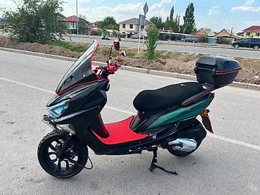 akrapovic: Скутер с тюнингом и аксессуарами - Агрессивный дизайн: высокий — 7
