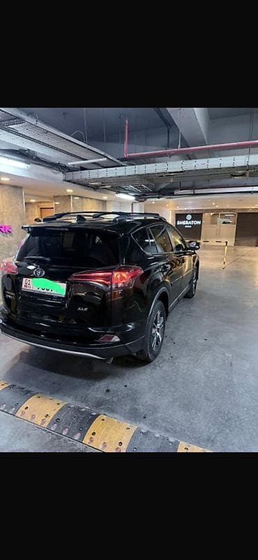 bid e2: Toyota RAV4: 2018 г., Автомат, Бензин, Кроссовер — 1