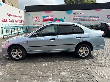 4: Honda Civic: 2004 г., 1.4 л, Механика, Бензин, Седан — 3