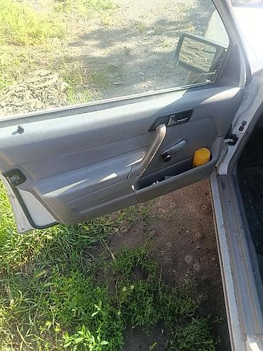 Унаа: Mercedes-Benz 190: 1991 г., 1.8 л, Кол менен иштөөчү, Бензин, Седан — 8
