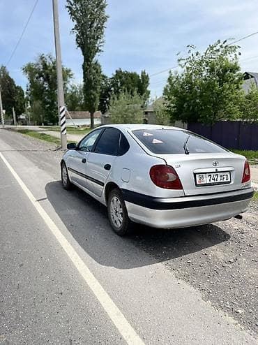 капот на приус: Toyota Avensis: 1998 г., 1.8 л, Автомат, Бензин, Лифтбек — 6