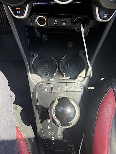 Продажа авто: Kia Morning: 2017 г., 1 л, Автомат, Бензин, Хэтчбэк — 10