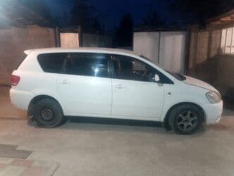 обмен машинами с доплатой: Toyota Ipsum: 2001 г., 2.4 л, Автомат, Бензин, Минивэн — 12