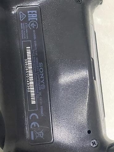 Другие игры и приставки: Беспроводной геймпад Sony DualShock 4 (CUH-ZCT2E), цвет черный — 3