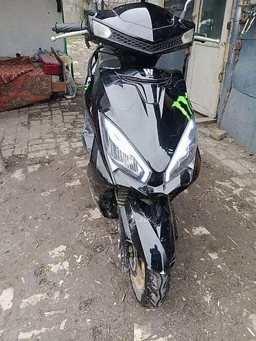 скутер qmax: Скутер. М8 про . 50–125 см³, Год Выпуска 2024 август. Состояние — 5