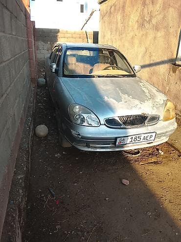 Chevrolet Nubira: 1999 г., Автомат, Бензин, Седан