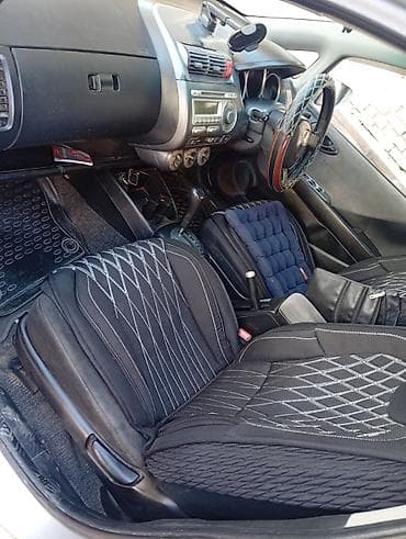 радар авто: Honda Fit: 2002 г., 1.3 л, Вариатор, Бензин, Хетчбек — 3