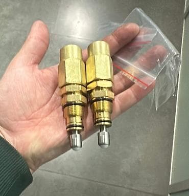 Упаковочно-фасовочные аппараты: Регулятор давления на насос. 📍Адрес: Аламединский базар, Семена — 2