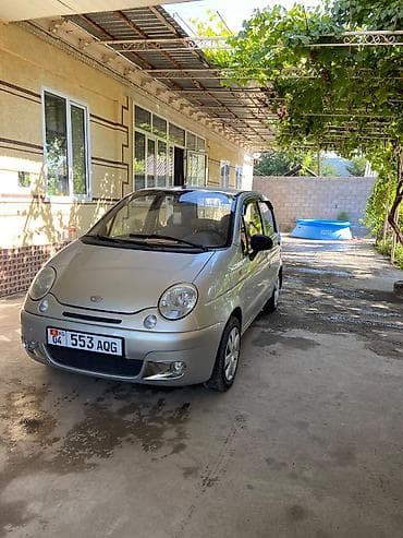 Унаа: Daewoo Matiz: 2010 г., 0.8 л, Кол менен иштөөчү, Бензин — 3
