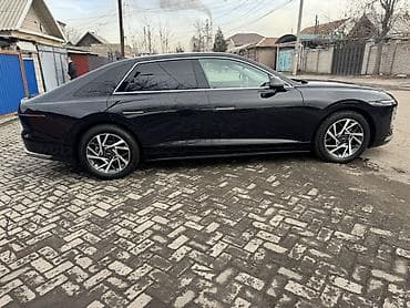 nisan maxima: Hyundai Grandeur: 2023 г., 1.6 л, Гибрид, Седан — 9