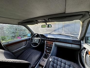 mers e124: Mercedes-Benz W124: 1990 г., 2.3 л, Механика, Бензин, Седан — 4