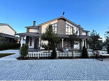 иссик кул: Продается дуплекс с Евроремонтом на берегу Иссык-куля.🏡 Расположение — — 1