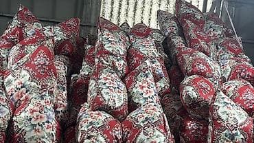 бязь: Подушка Особенности: - Наполнитель: синтепоны (пышные, держат форму — 2