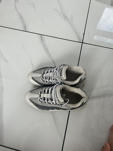 аир макс 95: Мужские кроссовки, 41, 42, Nike, Б/у, цвет - Серый, Самовывоз, Платная доставка — 2