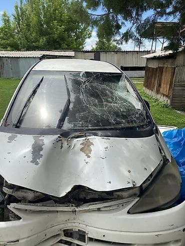 воз: Toyota Estima: 2002 г., 2.3 л, Автомат, Газ, Минивэн — 4