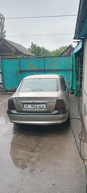 Vauxhall: Opel Vectra: 1998 г., Механика, Бензин, Седан — 4