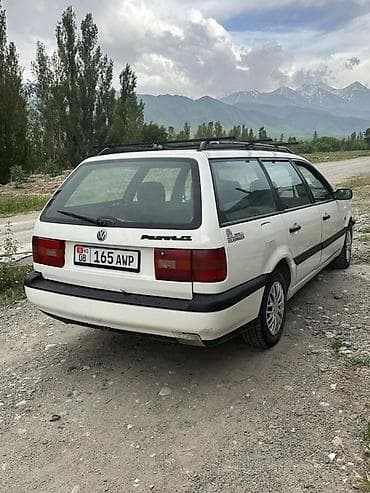 Унаа: Volkswagen Passat Variant: 1995 г., 1.8 л, Кол менен иштөөчү, Бензин, Универсал — 3