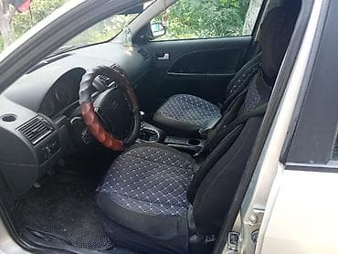 выхлоп легаси: Ford Mondeo: 2002 г., 2 л, Механика, Бензин, Седан — 5