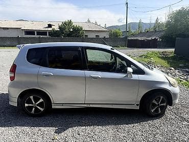 транс: Honda Fit: 2002 г., 1.3 л, Автомат, Бензин, Хэтчбэк — 6