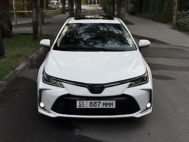byd e7: Toyota Corolla: 2020 г., 1.8 л, Вариатор, Гибрид, Седан — 5