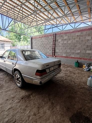 Продажа авто: Mercedes-Benz W124: 1991 г., 2.6 л, Автомат, Седан — 4