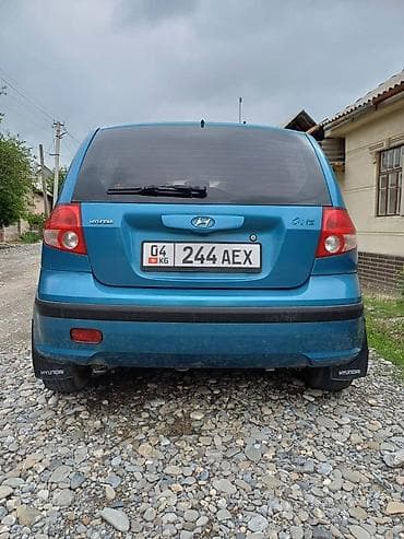 Транспорт: Hyundai Getz: 2004 г., 1.4 л, Кол менен иштөөчү, Бензин, Хетчбек — 4