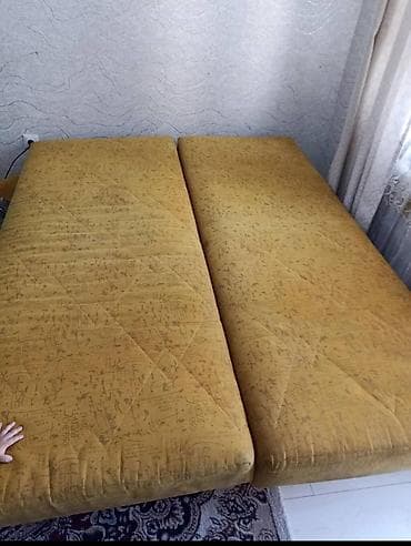 кресла кровати: Прямой диван, Б/у — 1