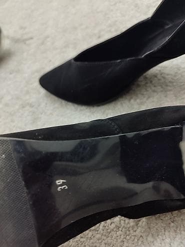 бу сапошка: Продаю обувь, за все 2000 сом, торг возможен, размеры но маломерят — 8
