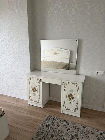 румынский спальный гарнитур: Спальный гарнитур в классическом стиле (белый с золотистым декором) — 4