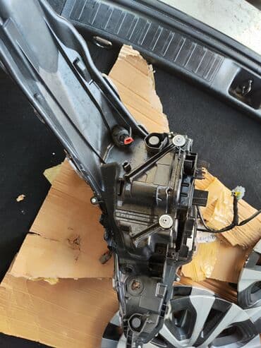 дополнительное освещение на авто: Передняя правая фара Toyota Аналог — 3