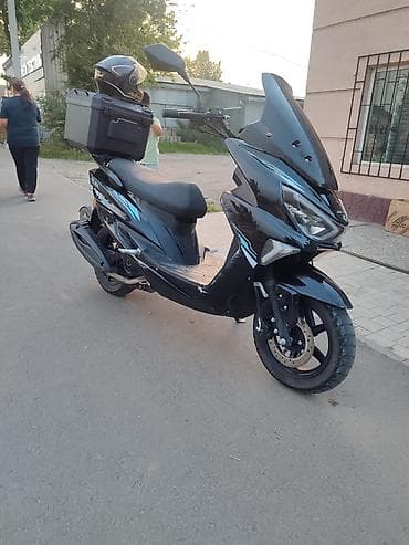 Скутер DUL DUL, городской класс - Кузов: агрессивный дизайн, цвет —