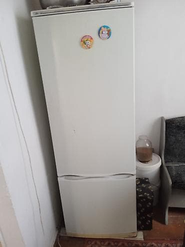 mini refrigerator: Двухкамерный холодильник с нижней морозильной камерой. Особенности и — 1