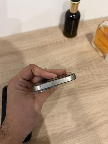 сколько стоит iphone 5s: IPhone 15 Pro, Б/у, 128 ГБ, Natural Titanium, Чехол, 85 % — 4