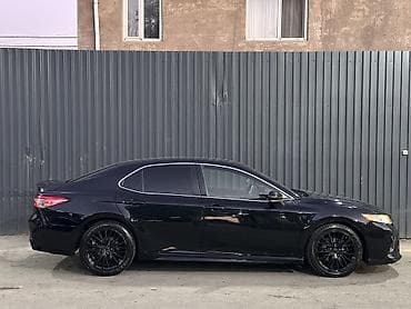 Toyota Camry: 2018 г., 2.5 л, Бензин — 3